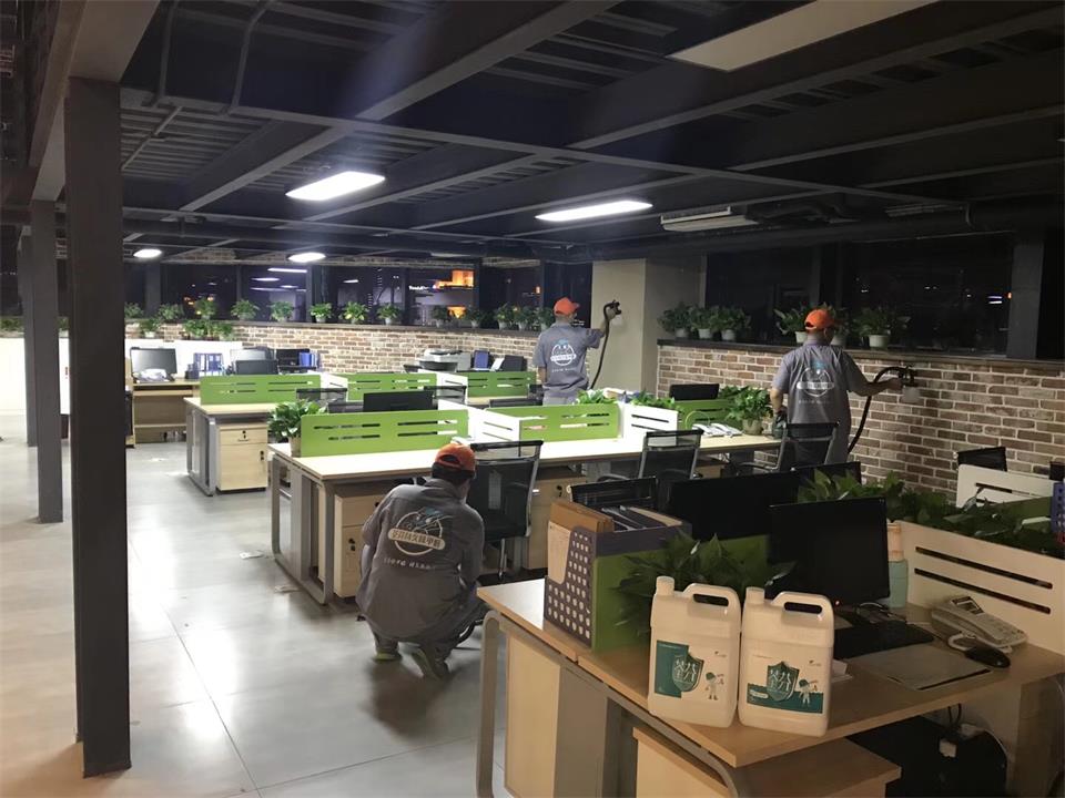 酒店辦公區域全方位噴涂施工